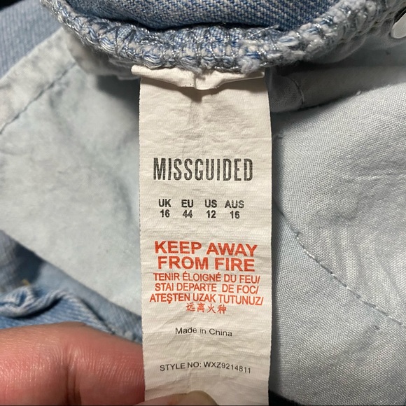 Missguided | Cropped Jeans - Size 12 - Picture 5 of 6